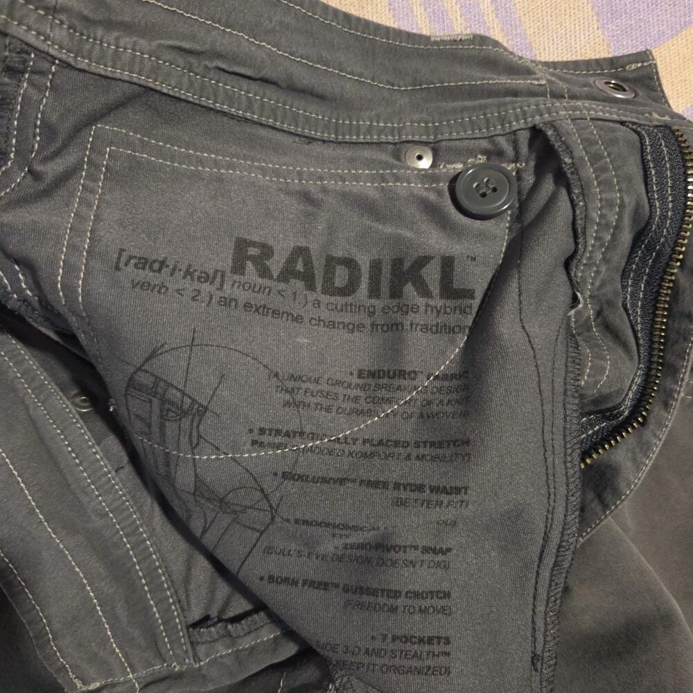 KUHL Legendary Radikl Pants Mens 32x30 Gray Side Stretch Gorpcore Outdoor - Picture 4 of 13